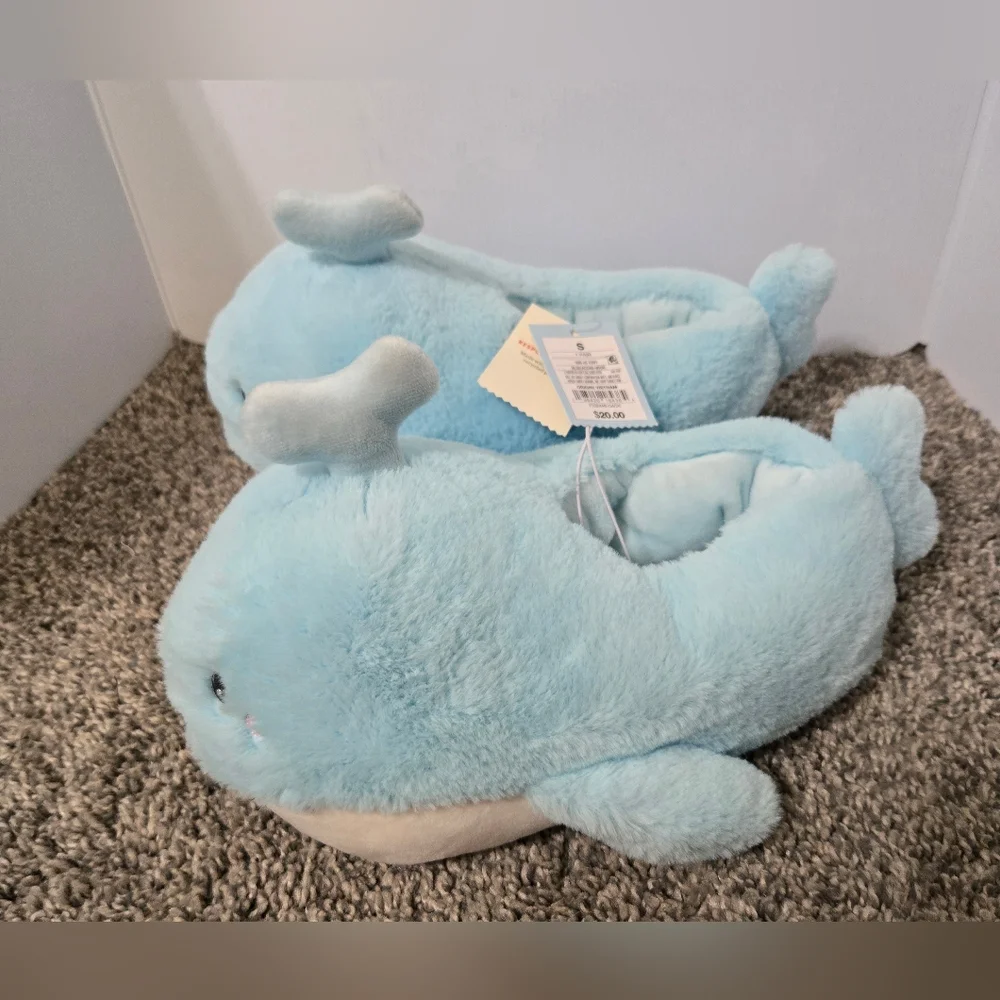 Blue Whale Slippers Kids, Size Small 13-1, New With Tags Cat & Jack Brand